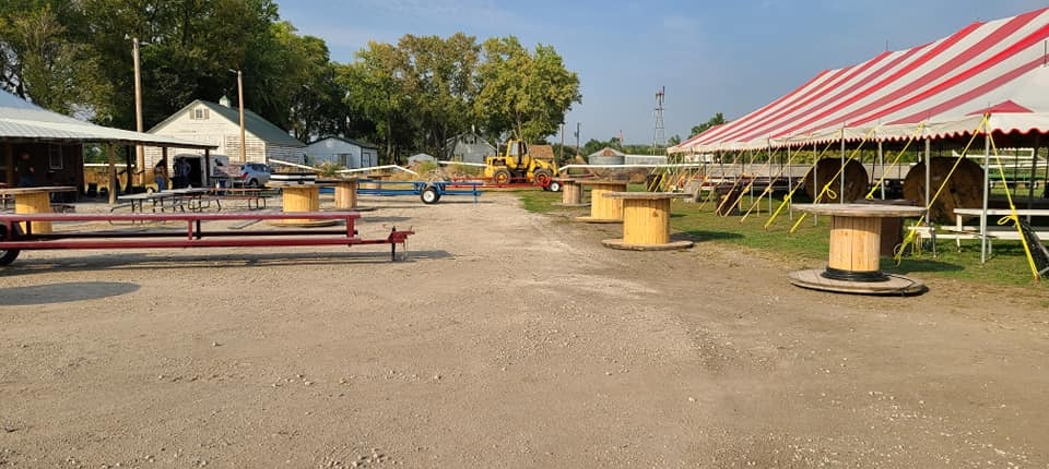 Off Road Speedway tent